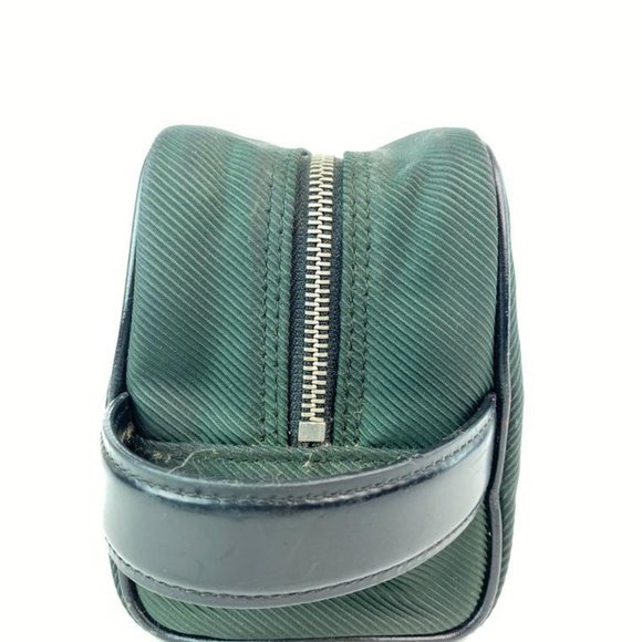 Louis Vuitton Green Taiga Nylon Palana Cosmetic - Picture 7 of 12
